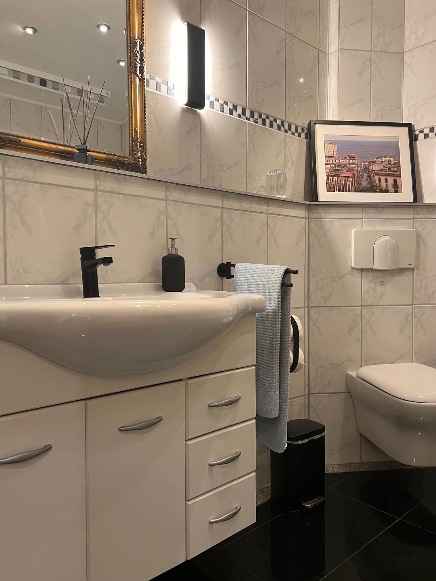 Aussergewoehnliches Haus Mit Sauna, Kamin Und Garten Wilhelmshaven Dış mekan fotoğraf